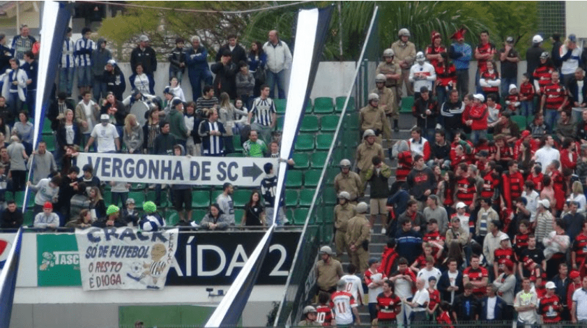 Torcedor misto: uma análise do modo de torcer em Santa Catarina