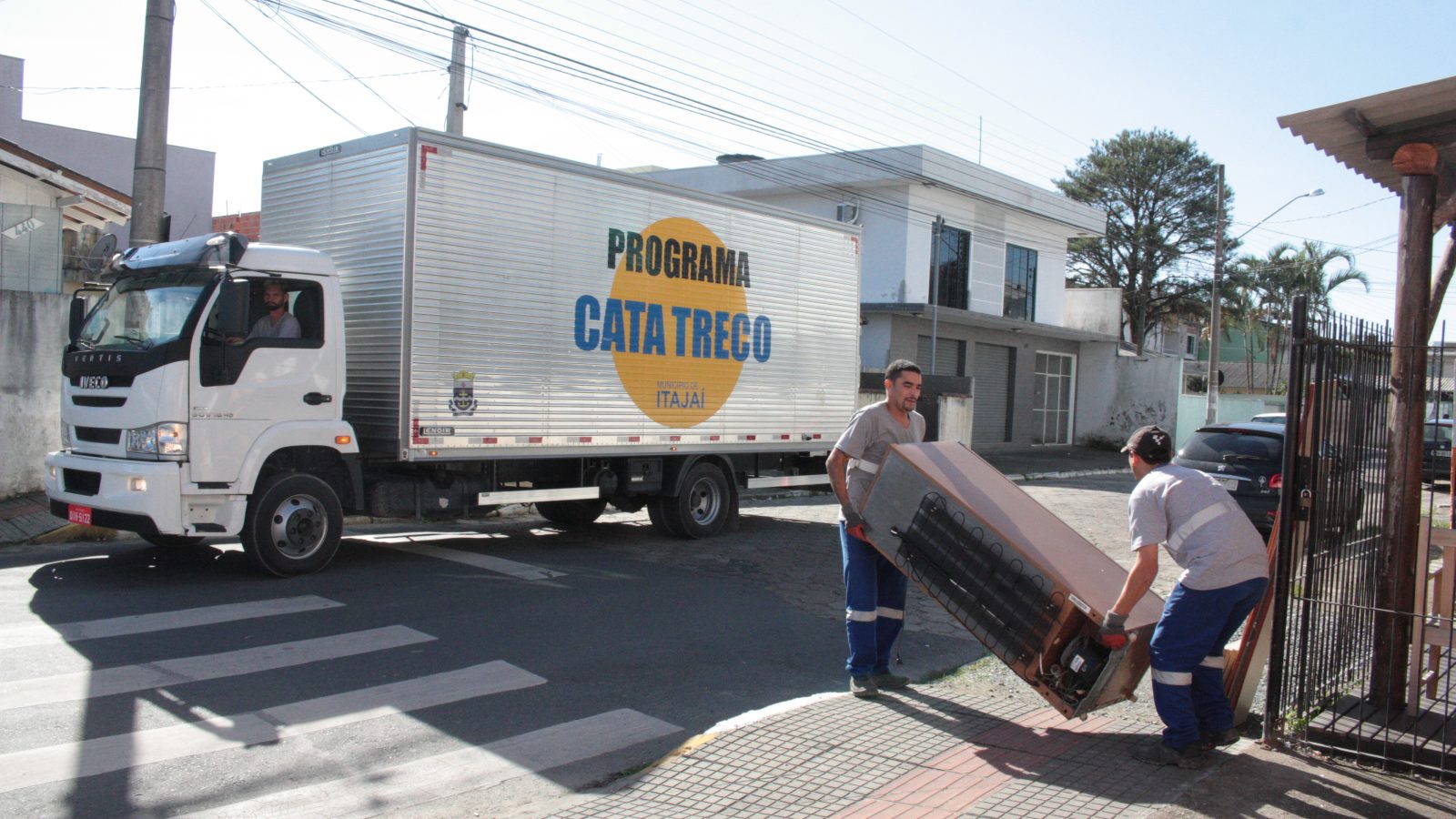 Caminhão Cata Treco estará em seis bairros nesta semana _94238-Fotógrafo(a) _ Marcos Porto