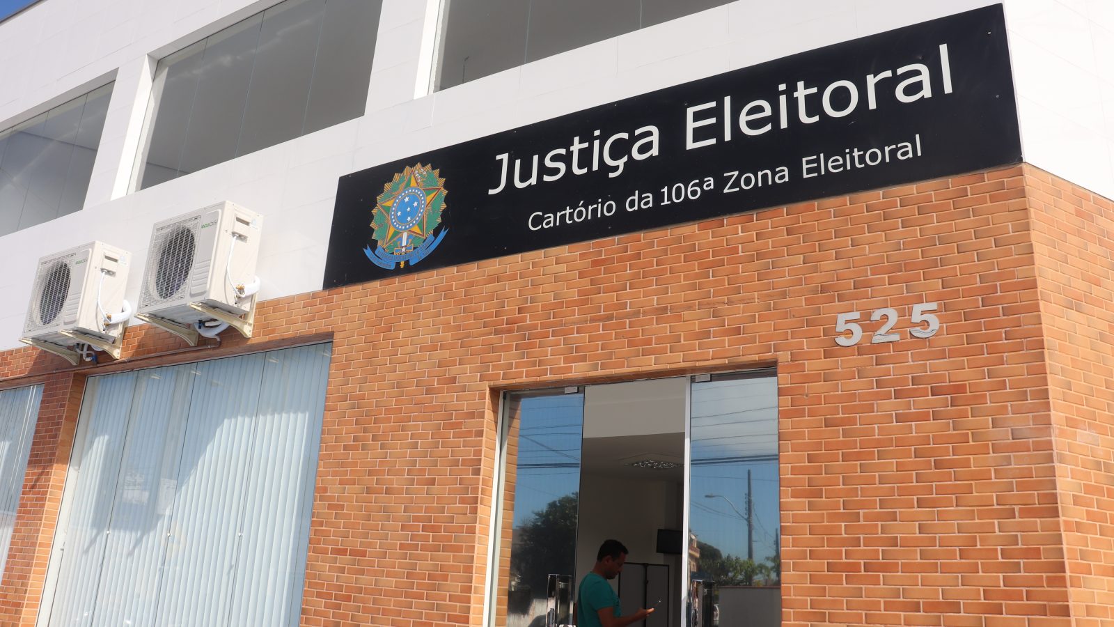 Zona Eleitoral de Navegantes inicia atendimentos e biometria_17366