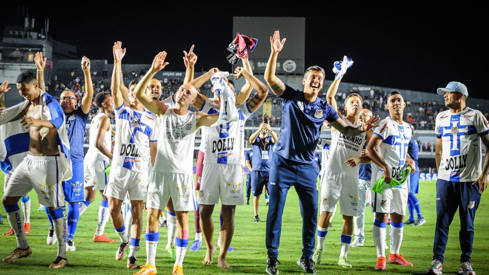 Água Santa comemora classificação