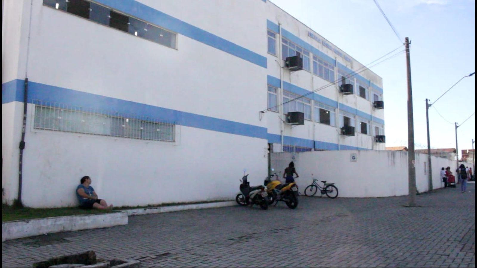 f3a2ef06-69b0-40fa-b2e4-e78c7434f57f