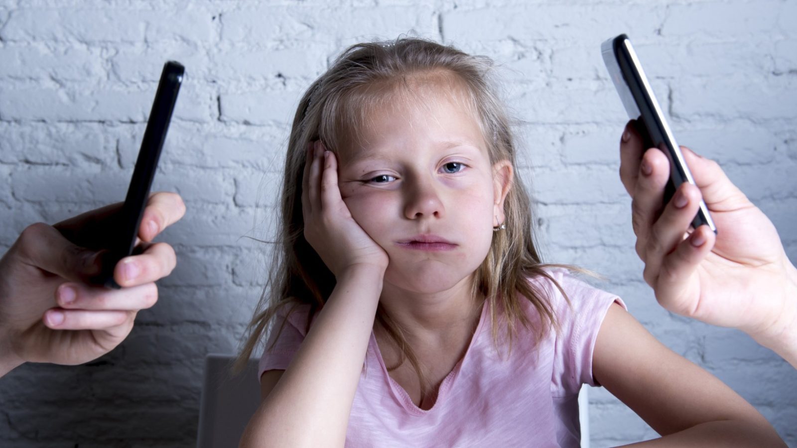 addict mobile phone parents neglecting daughter ignored and bored